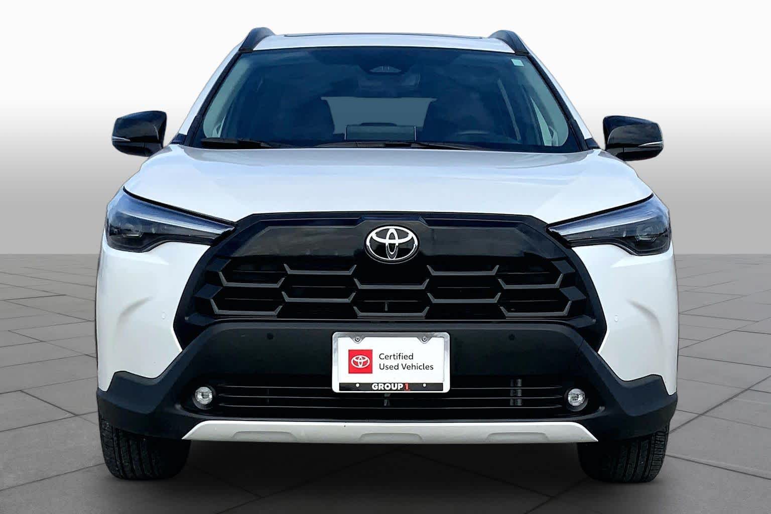 2026 Toyota Corolla Cross photo 4 of 34