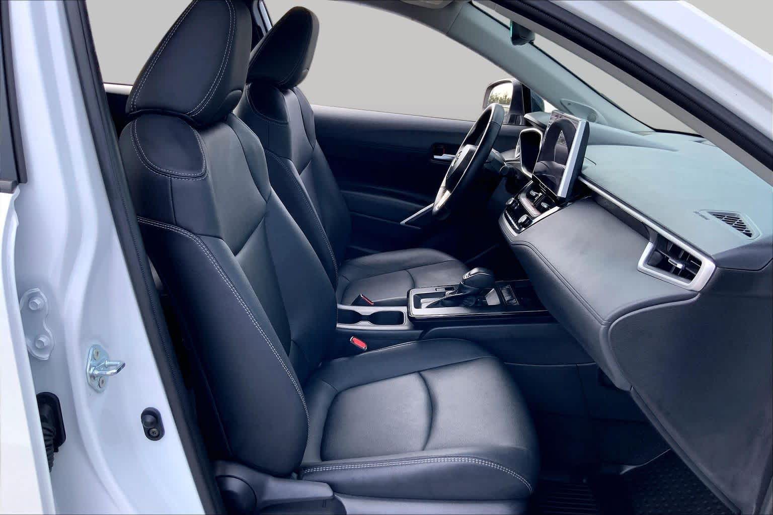 2026 Toyota Corolla Cross photo 9 of 34