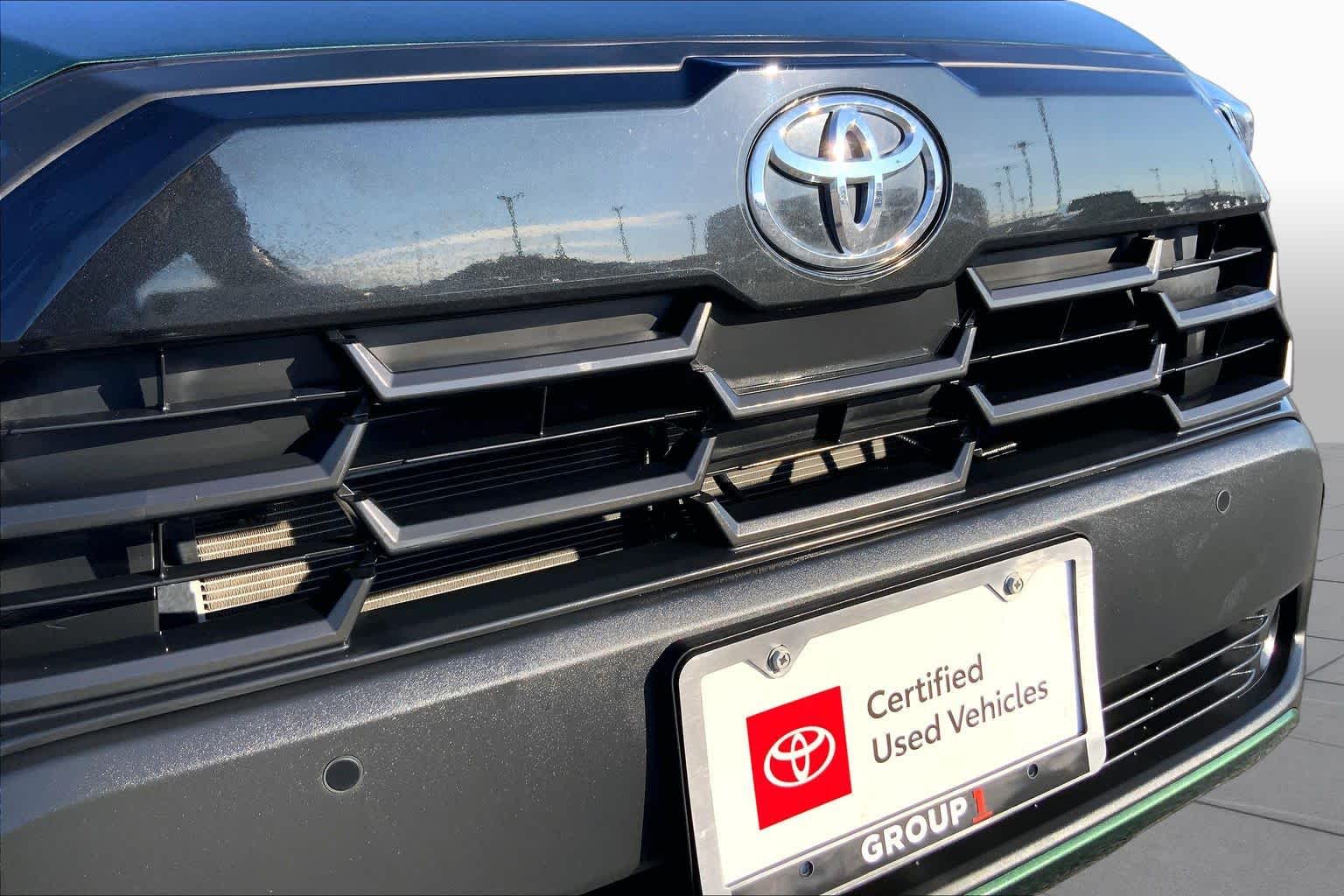2026 Toyota Corolla Cross photo 29 of 36