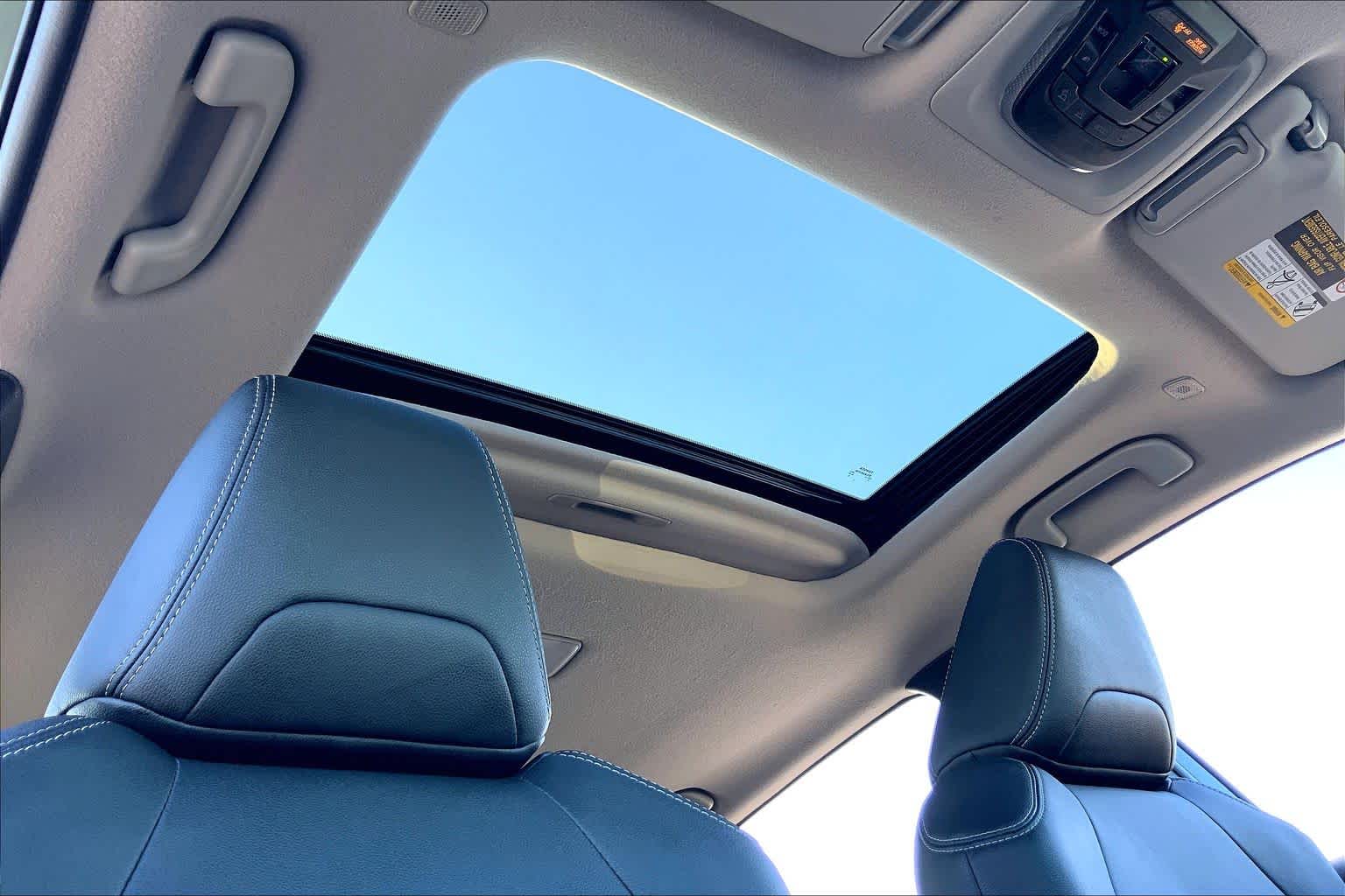 2026 Toyota Corolla Cross photo 14 of 36