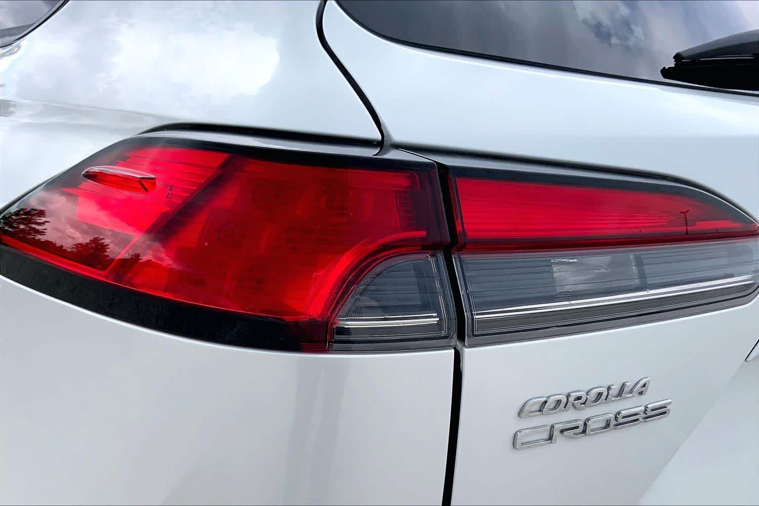 2024 Toyota Corolla Cross XLE Wind Chill Pearl at Mac Haik Ford