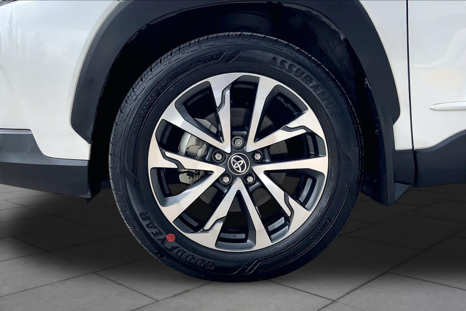 2024 Toyota Corolla Cross XLE Wind Chill Pearl at Mac Haik Ford