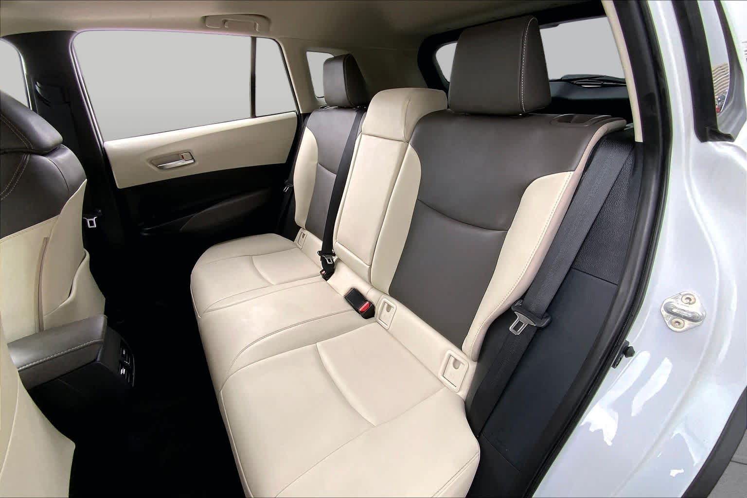 2024 Toyota Corolla Cross XLE Wind Chill Pearl at Mac Haik Ford