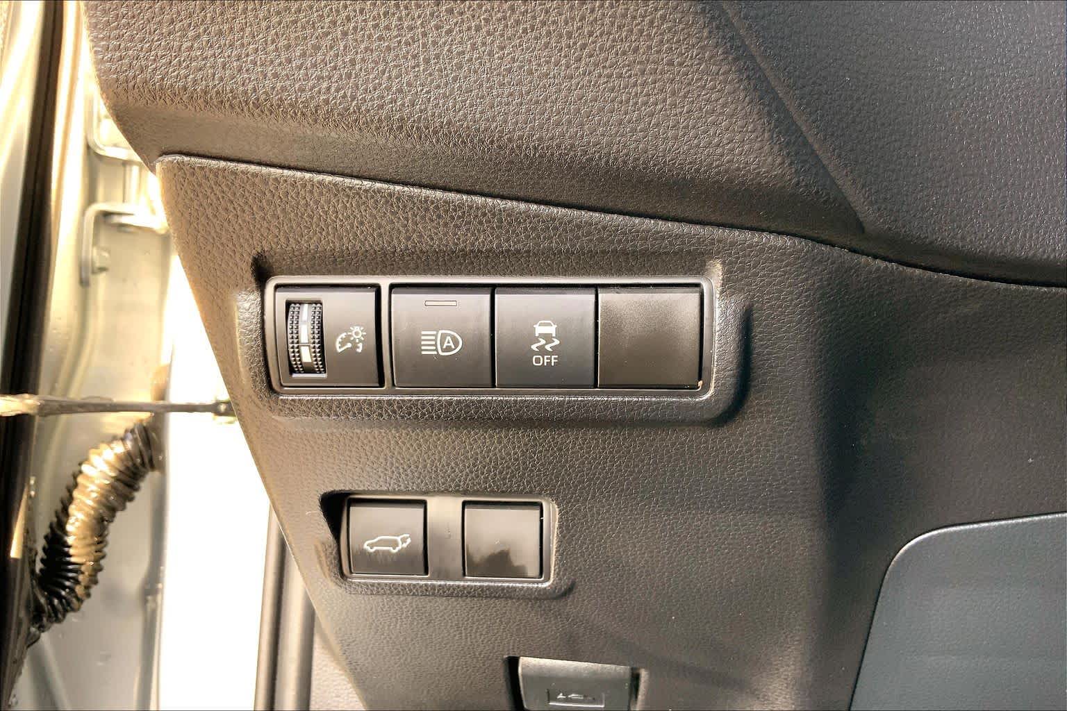 2026 Toyota Corolla Cross XLE Sonic Silver at Group 1 Toyota Southwest