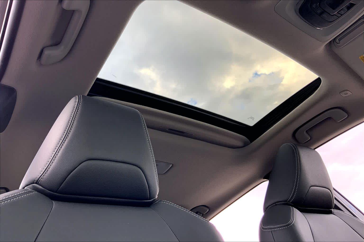 2026 Toyota Corolla Cross photo 14 of 36