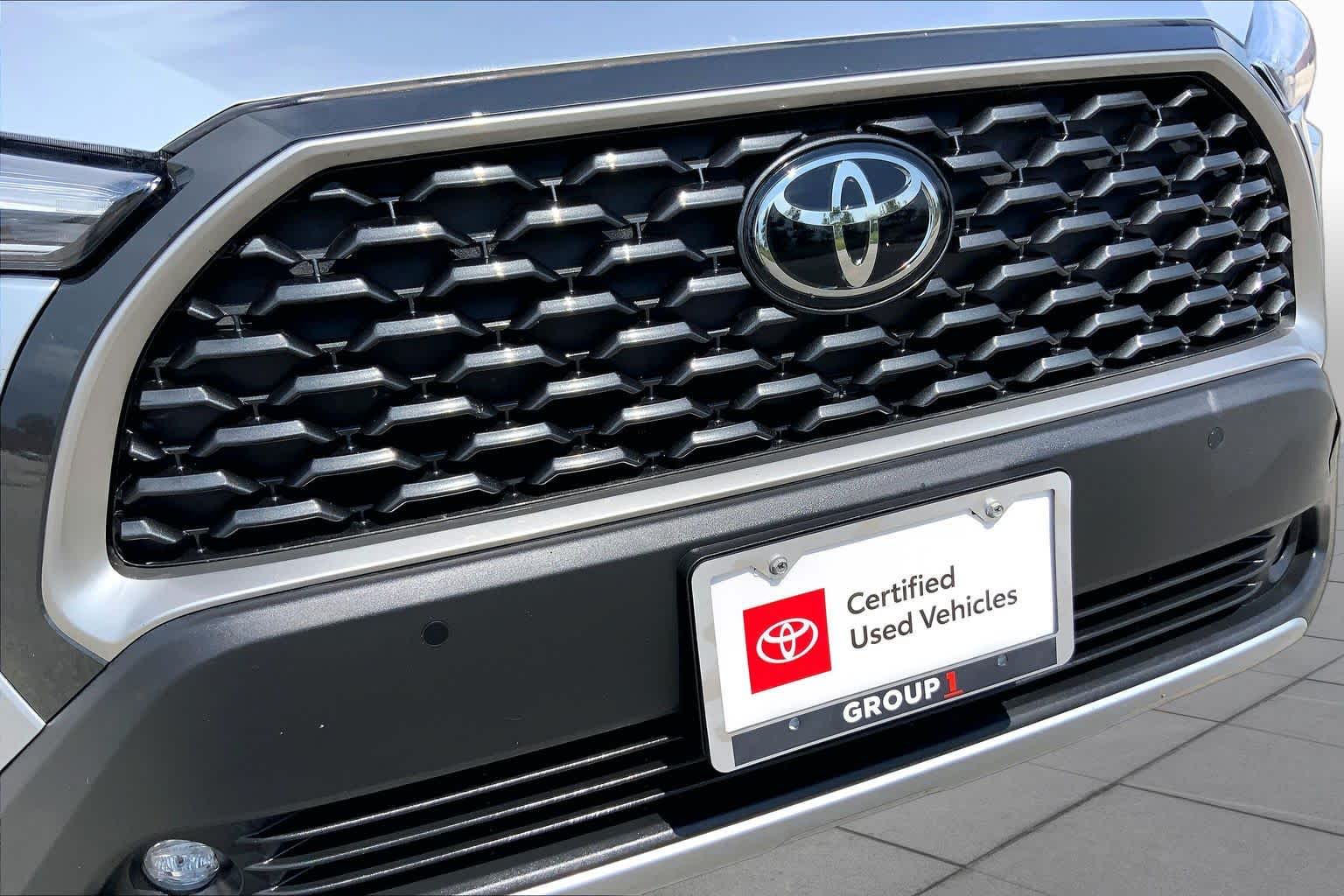 2025 Toyota Corolla Cross XLE Sonic Silver at Group 1 Toyota Southwest