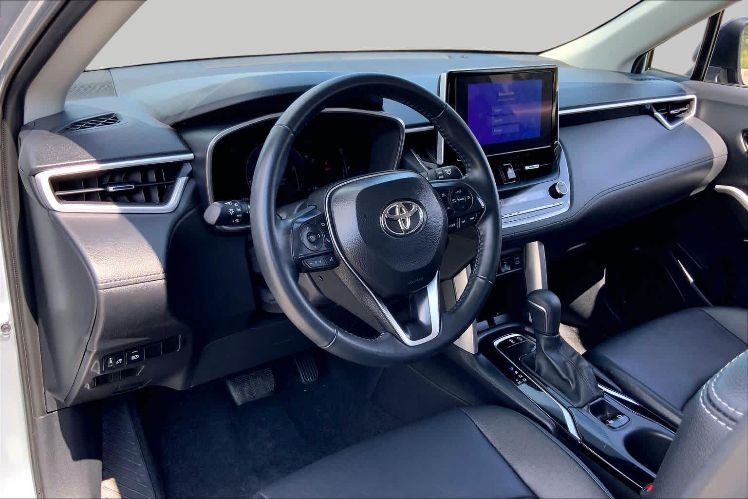 2025 Toyota Corolla Cross XLE Sonic Silver at Group 1 Toyota Southwest