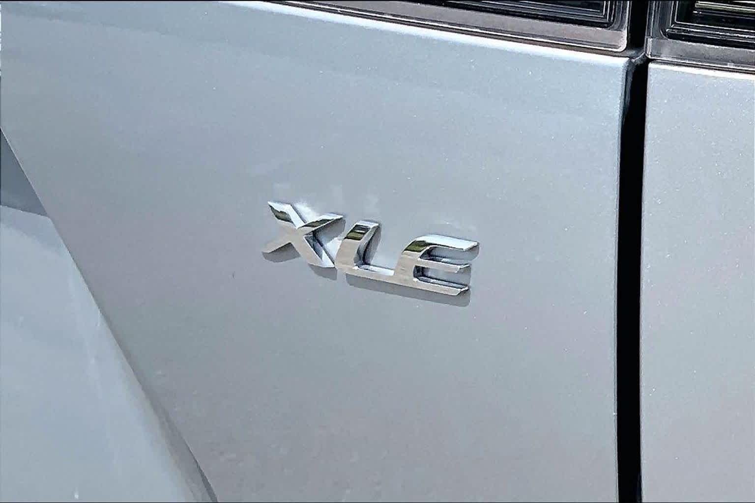 2025 Toyota Corolla Cross XLE Sonic Silver at Group 1 Toyota Southwest