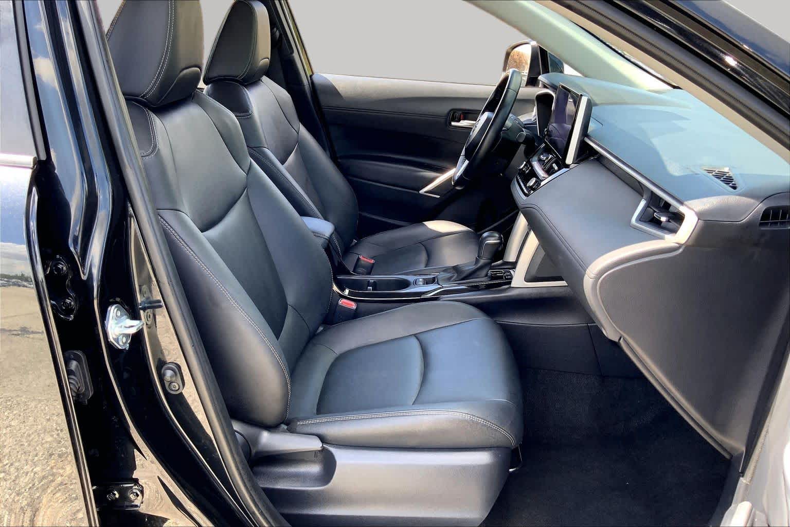2025 Toyota Corolla Cross XLE Jet Black at Group 1 Toyota Southwest