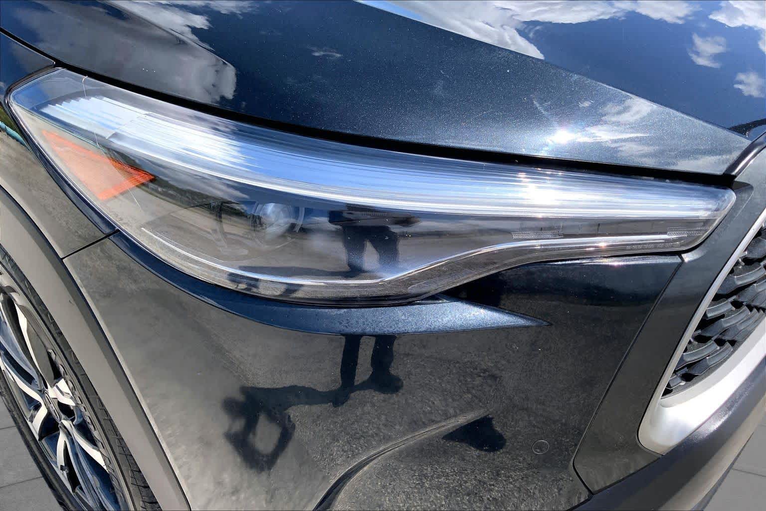 2025 Toyota Corolla Cross XLE Jet Black at Group 1 Toyota Southwest