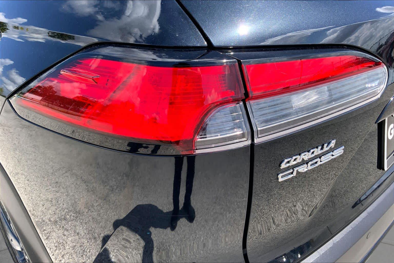 2025 Toyota Corolla Cross XLE Jet Black at Group 1 Toyota Southwest
