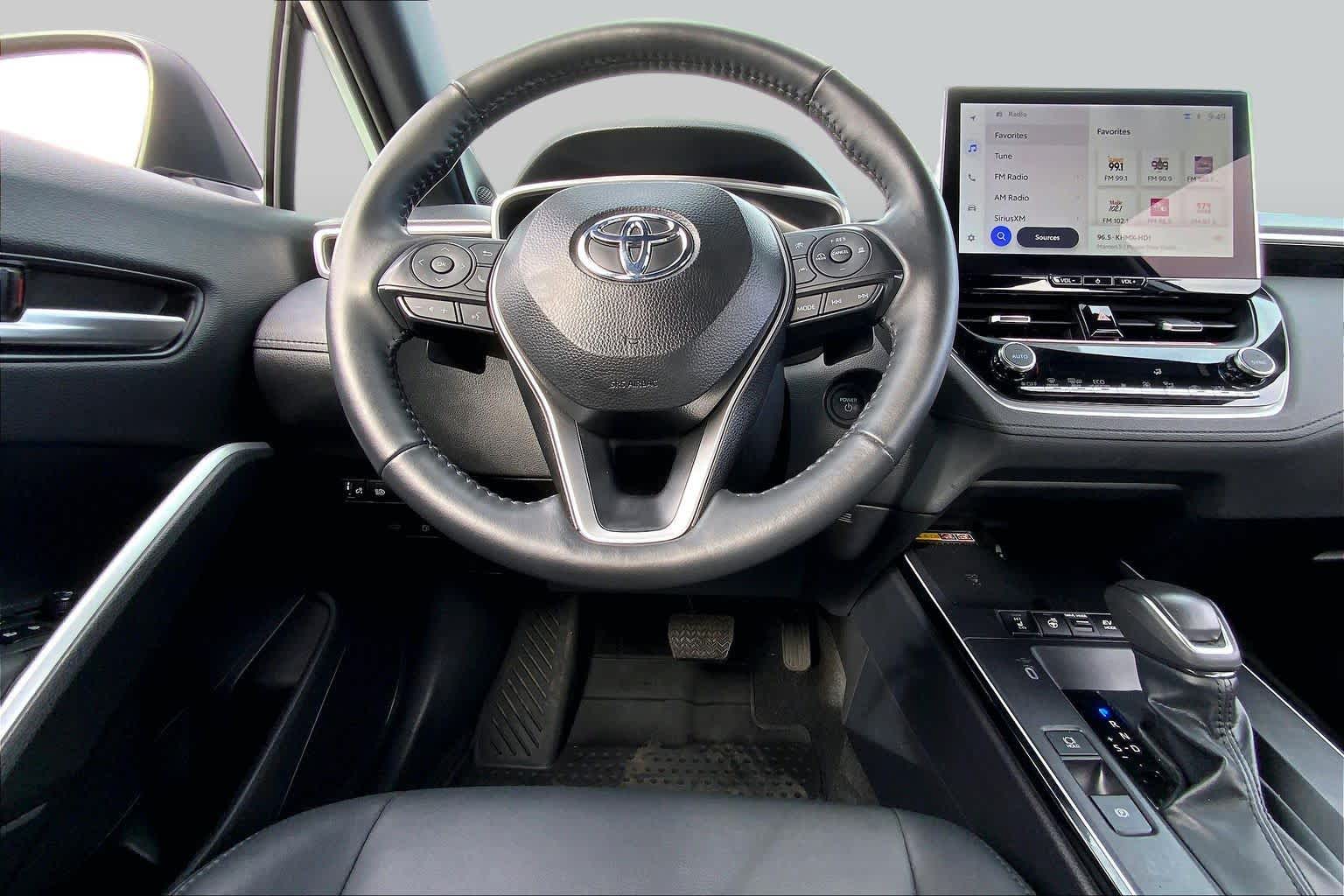 2026 Toyota Corolla Cross photo 6 of 36