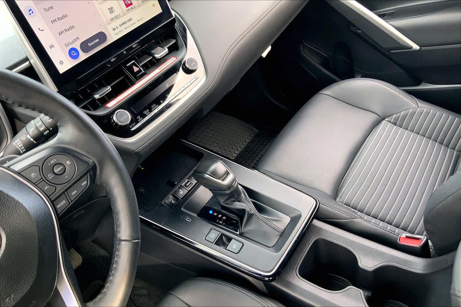 2026 Toyota Corolla Cross photo 16 of 36