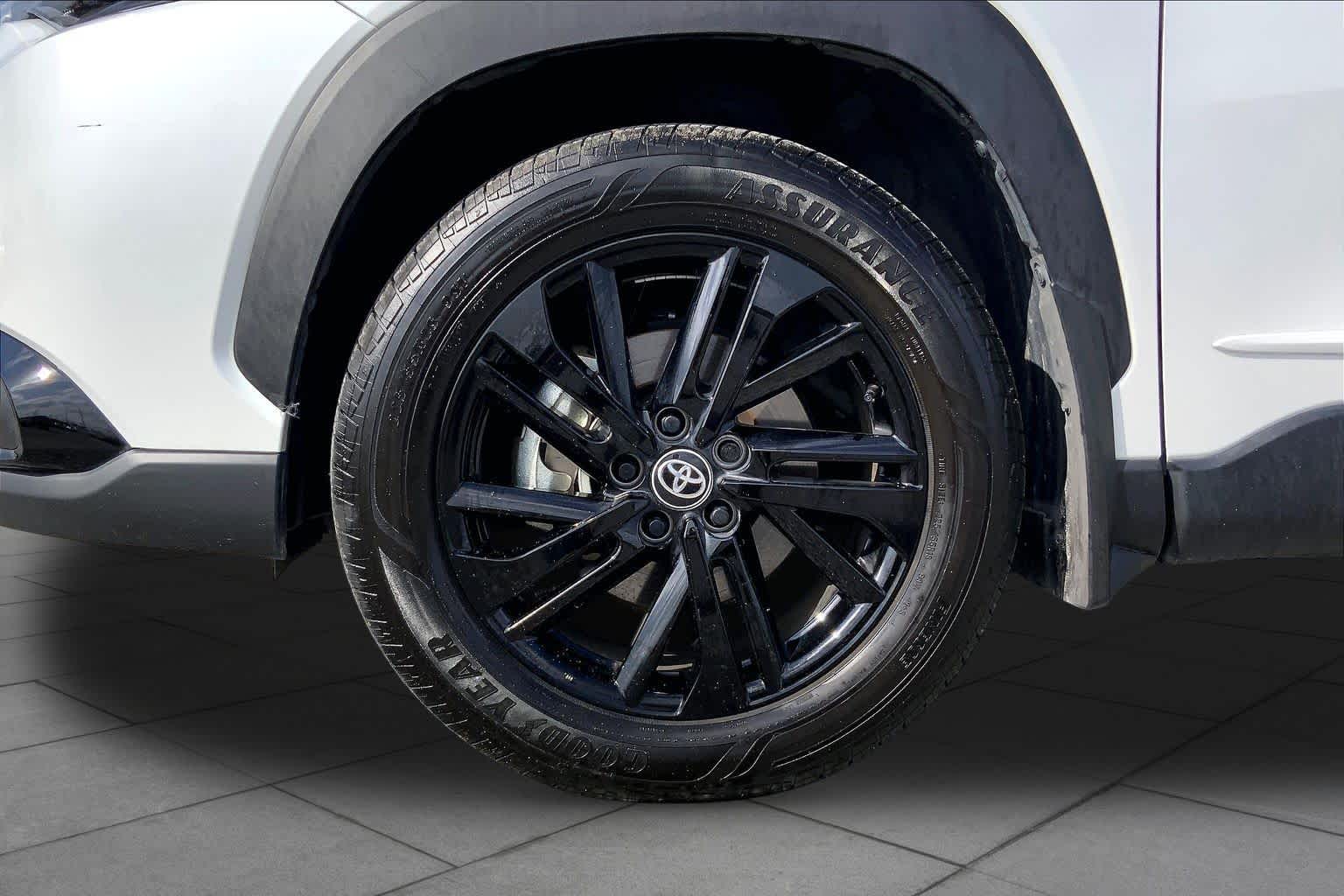 2025 Toyota Corolla Cross Hybrid Nightshade Edition Wind Chill Pearl/Jet Black at Group 1 Toyota Southwest