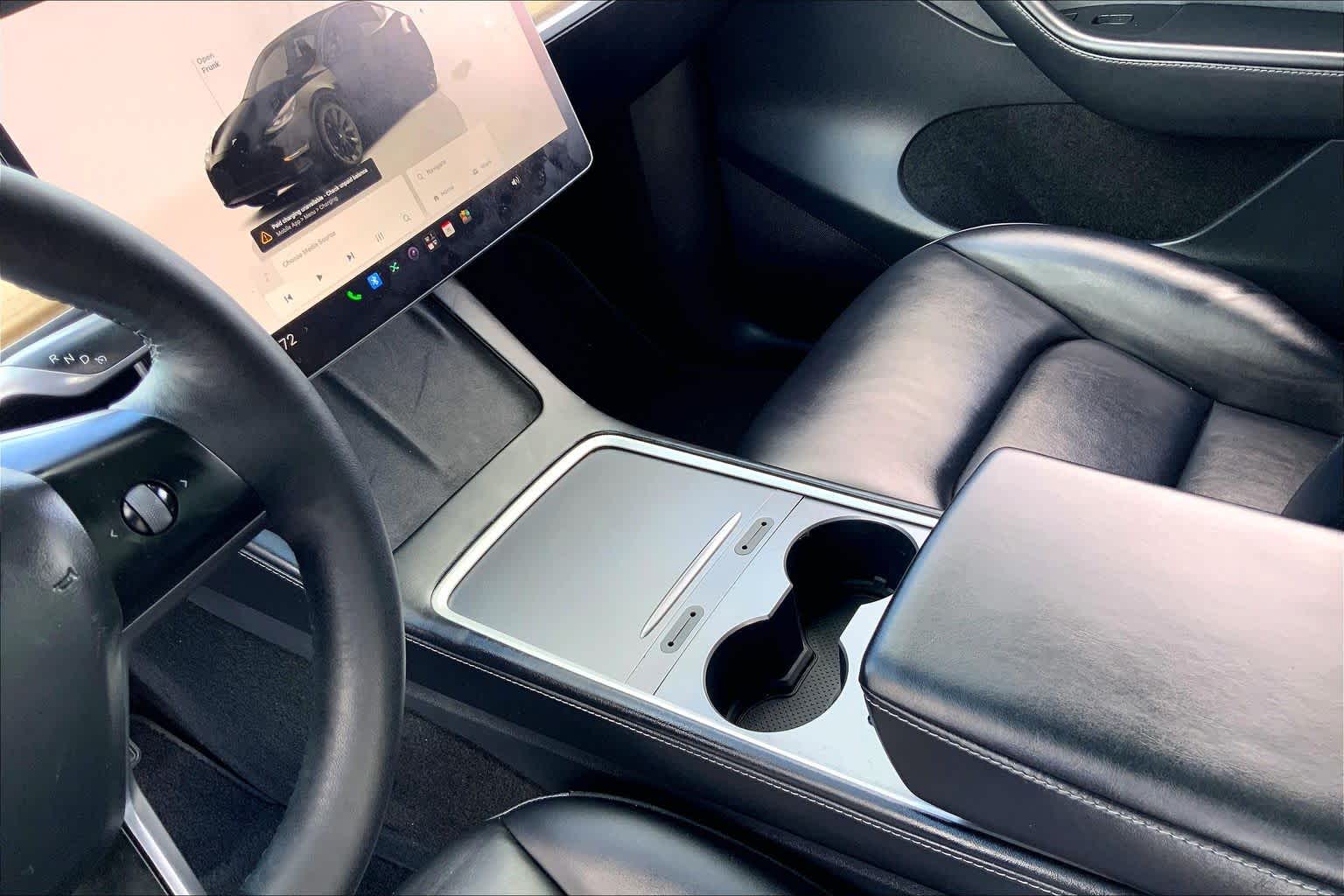 2024 Tesla Model Y photo 15 of 31