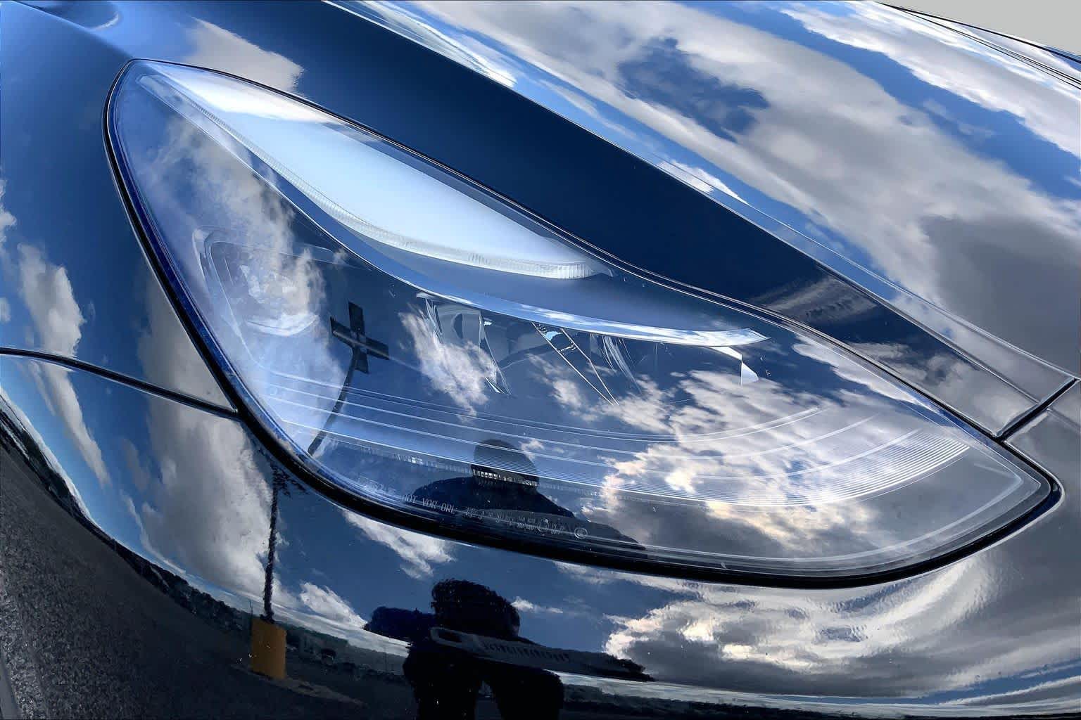 2024 Tesla Model Y photo 25 of 31