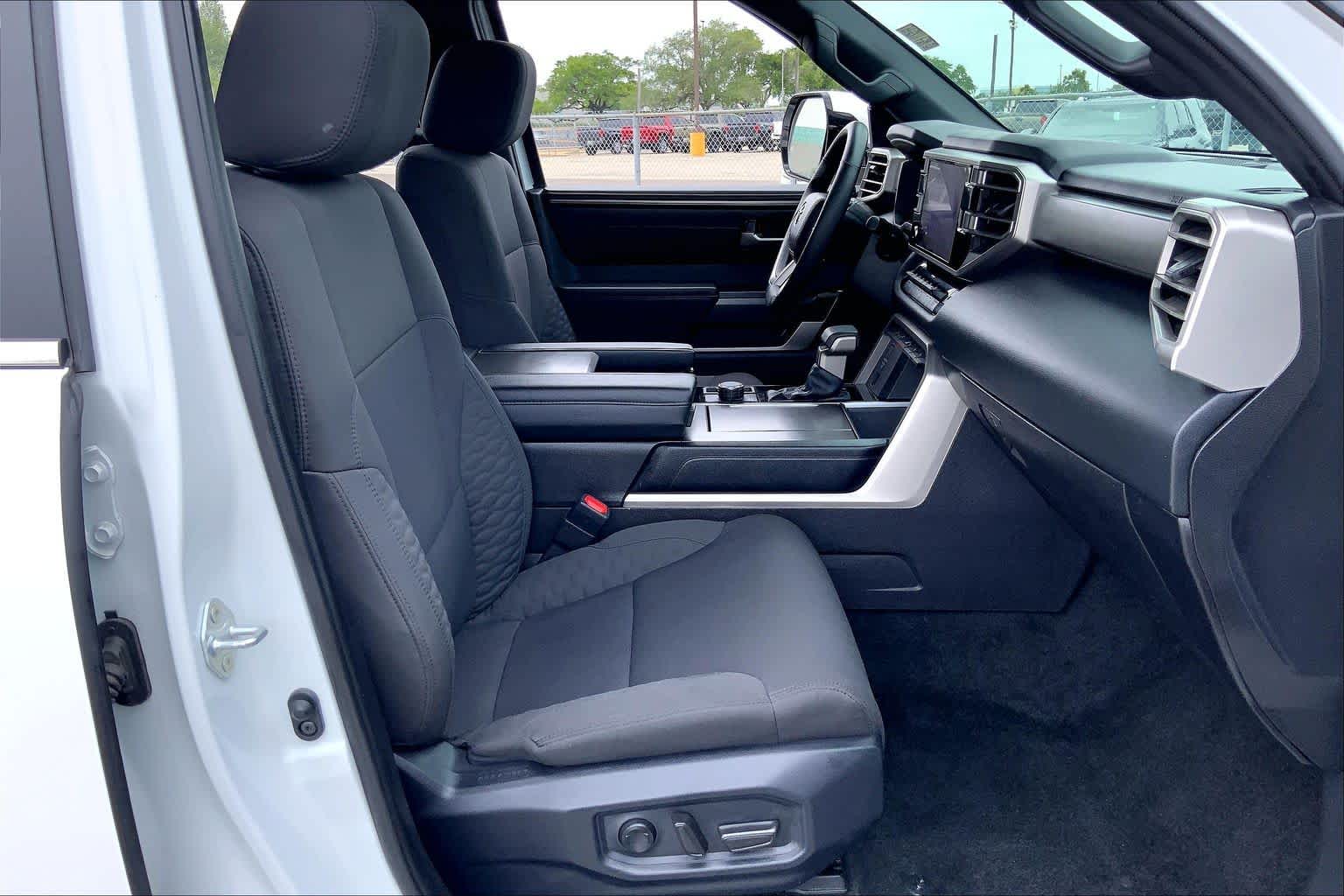 2025 Toyota Sequoia SR5 - 8