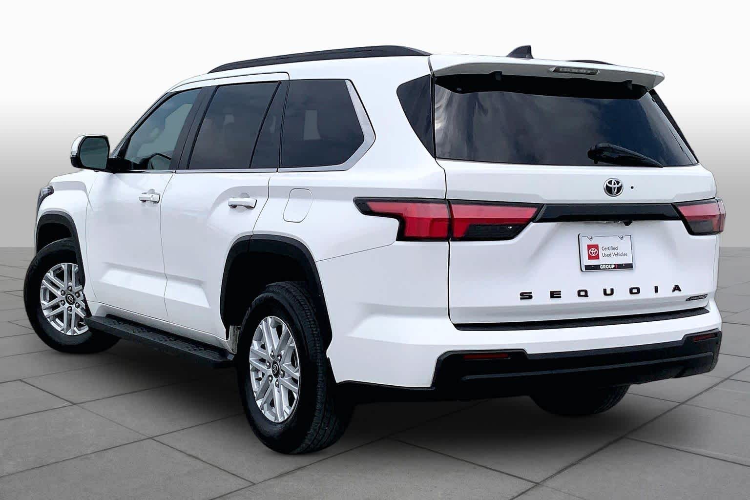 2025 Toyota Sequoia SR5 - 11