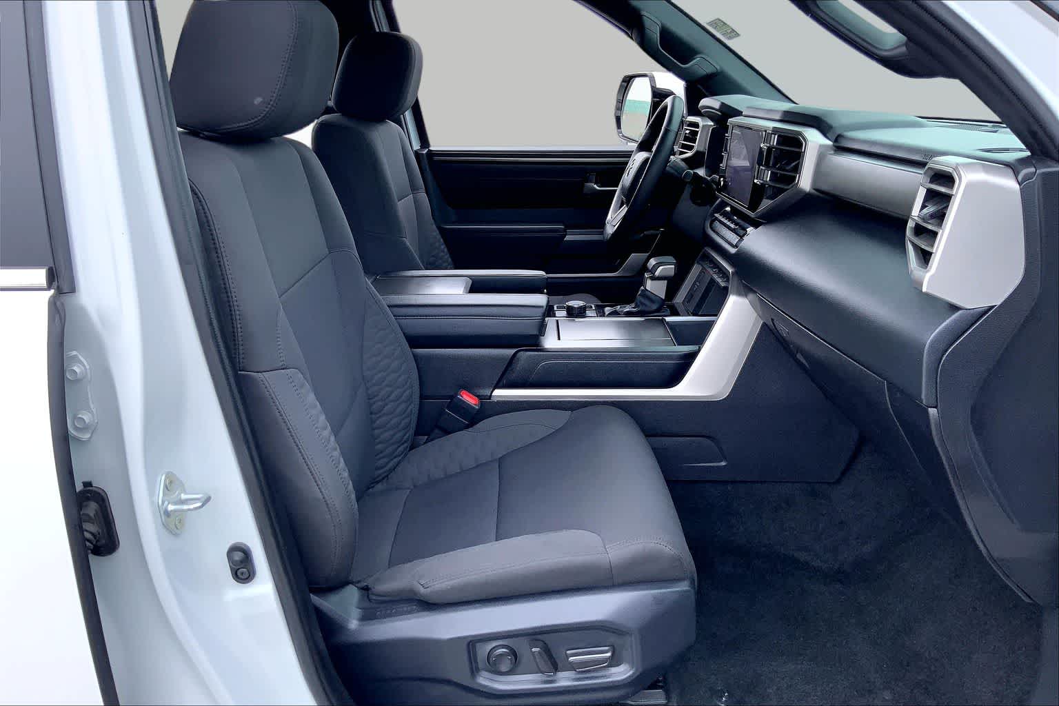 2025 Toyota Sequoia SR5 - 8