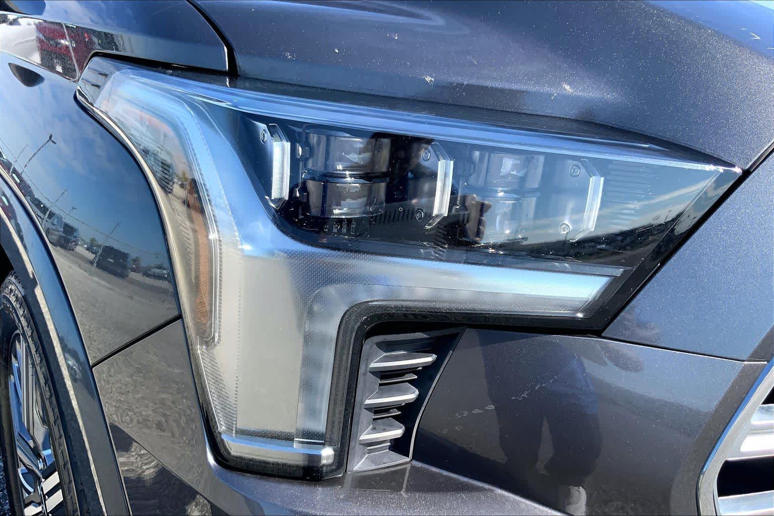 2023 Toyota Sequoia photo 27 of 36