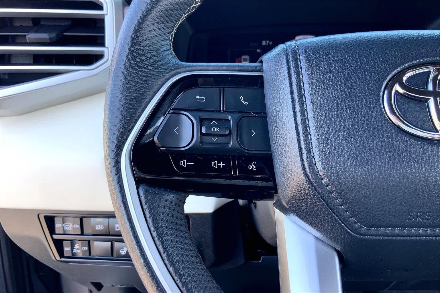 2023 Toyota Sequoia photo 23 of 36