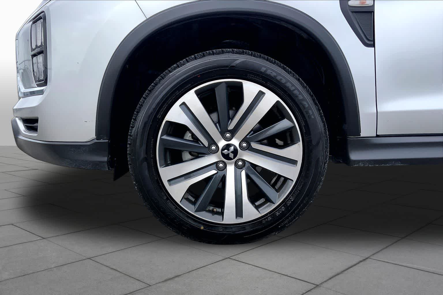 2024 Mitsubishi Outlander Sport ES - 10