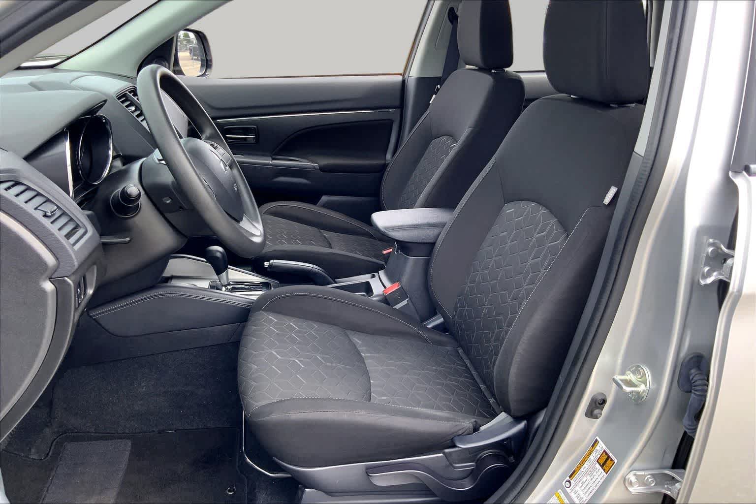 2024 Mitsubishi Outlander Sport ES - 7
