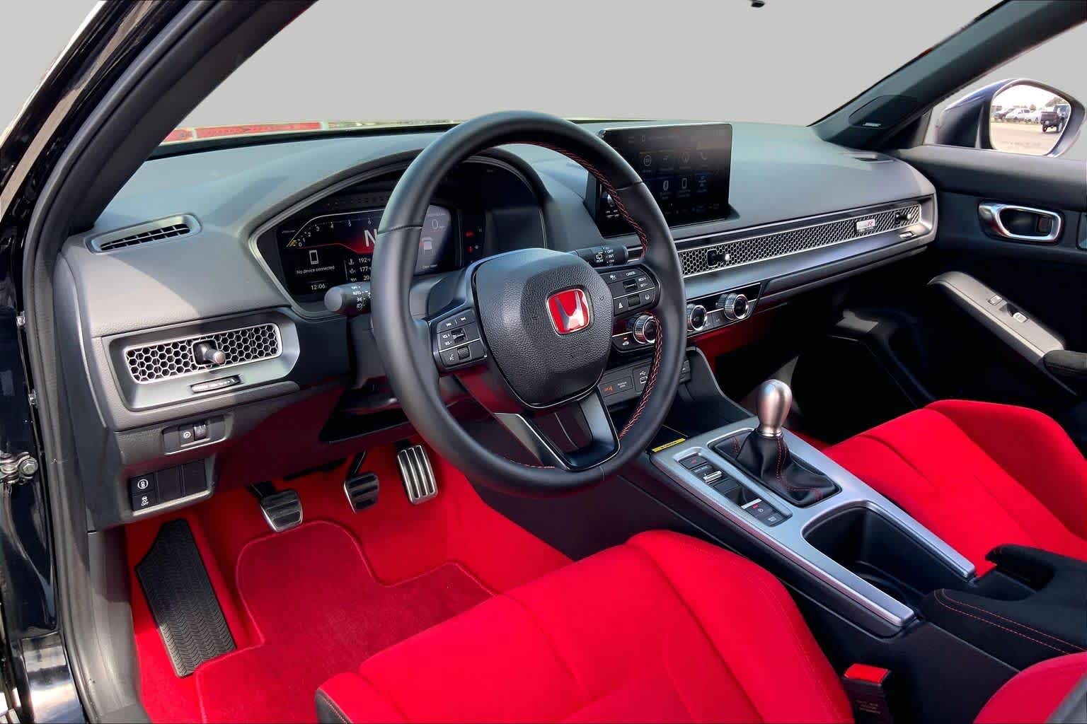 2024 Honda Civic photo 17 of 36