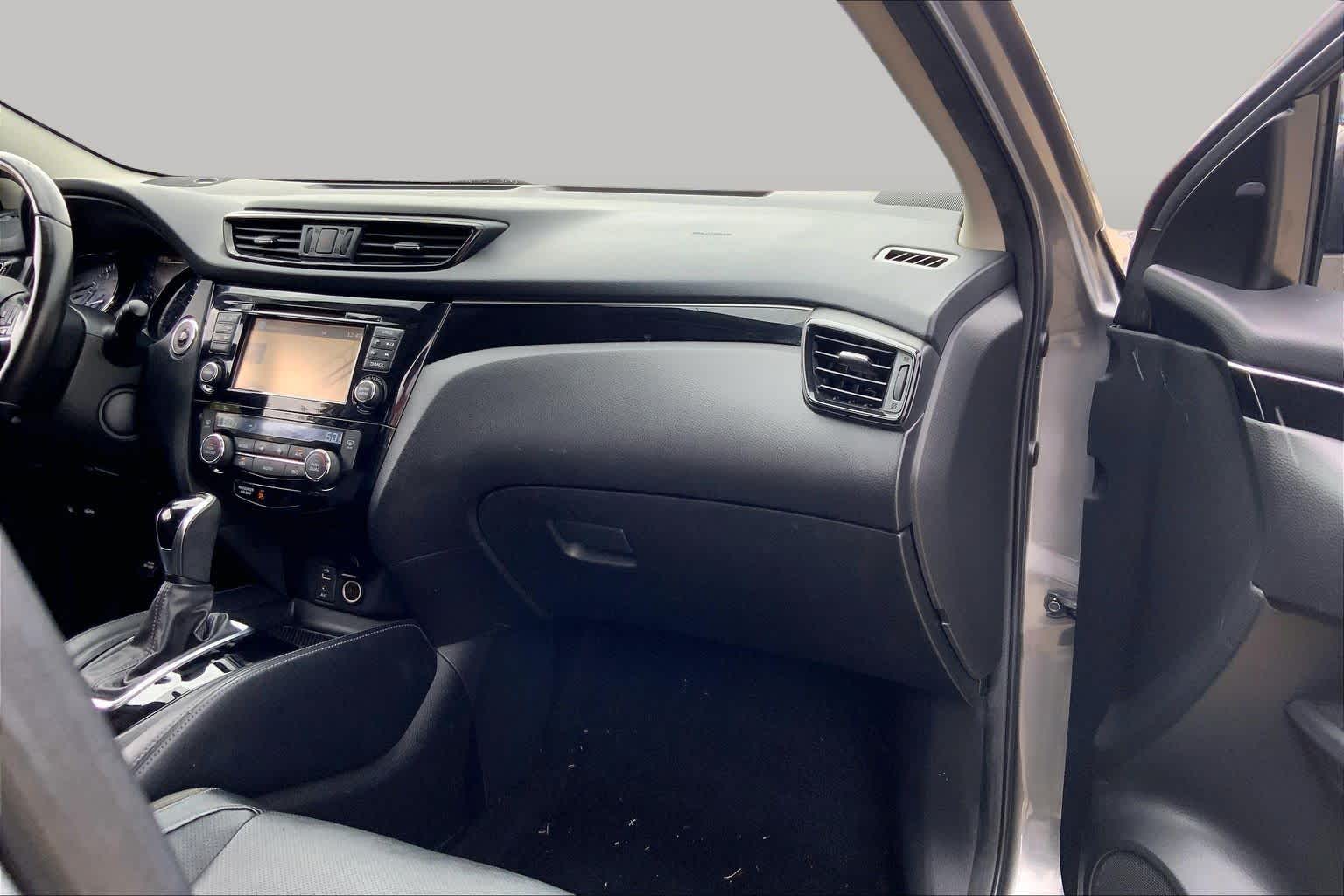 2018 Nissan Rogue Sport SL Gun Metallic at Sterling McCall Nissan