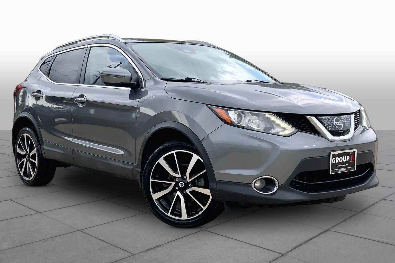 2018 Nissan Rogue Sport SL Gun Metallic at Sterling McCall Nissan