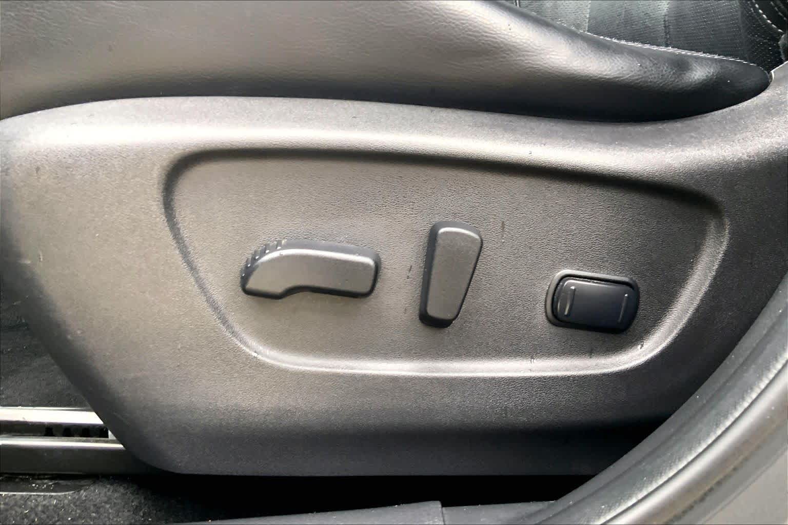 2018 Nissan Rogue Sport SL Gun Metallic at Sterling McCall Nissan