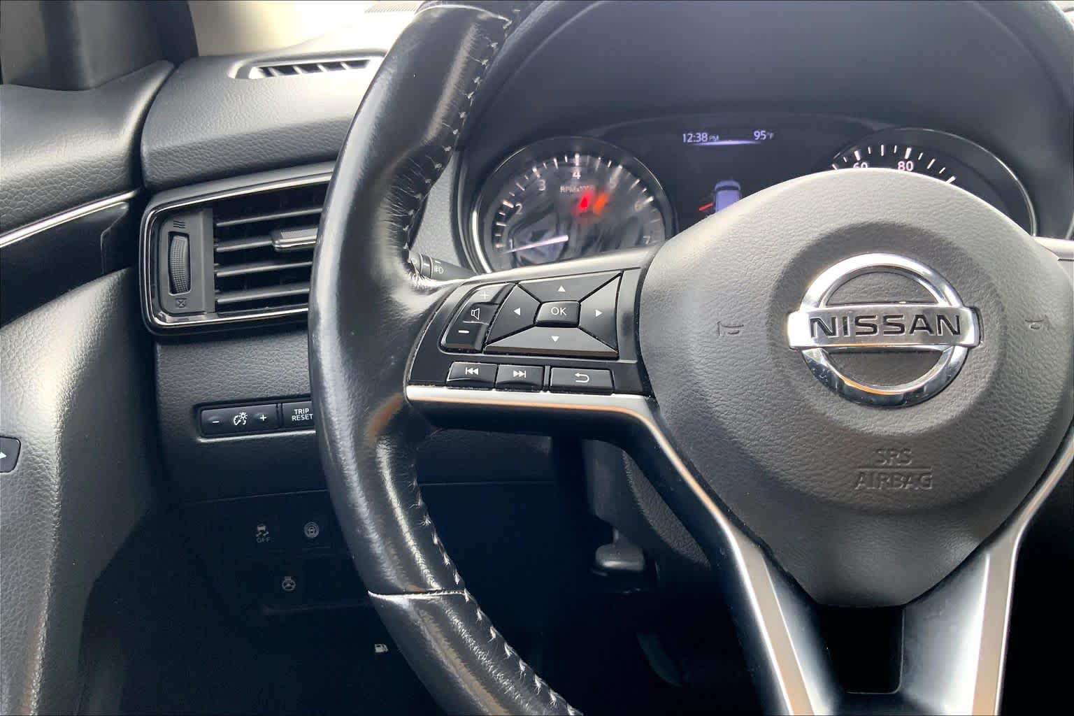 2018 Nissan Rogue Sport SL Gun Metallic at Sterling McCall Nissan