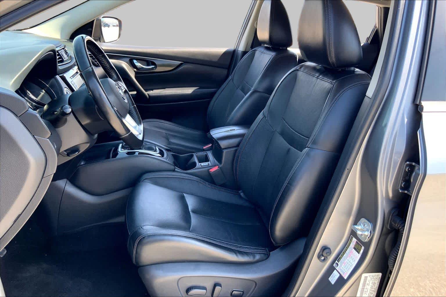 2018 Nissan Rogue Sport SL Gun Metallic at Sterling McCall Nissan