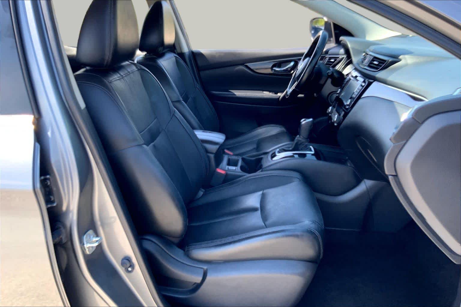 2018 Nissan Rogue Sport SL Gun Metallic at Sterling McCall Nissan