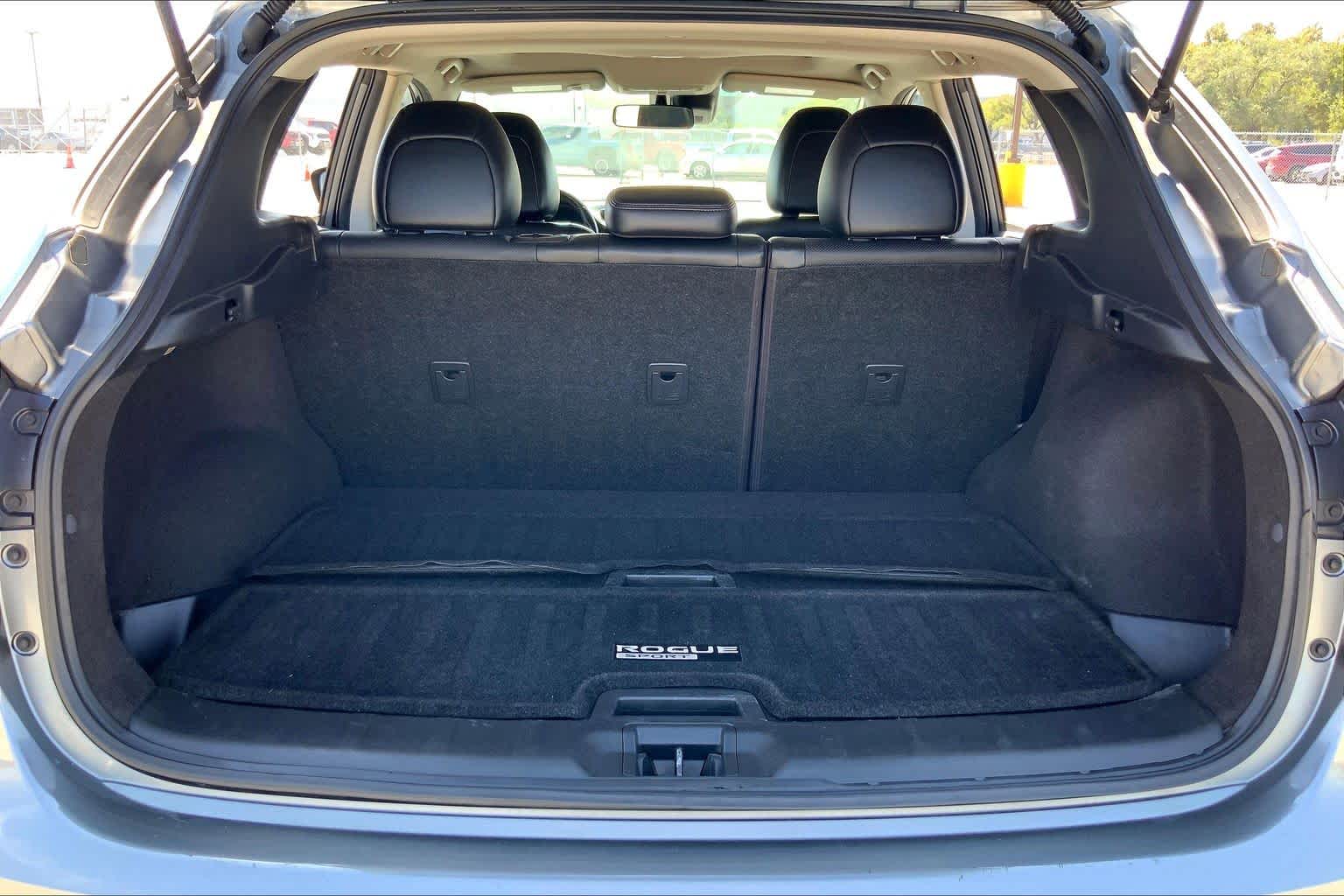 2018 Nissan Rogue Sport SL Gun Metallic at Sterling McCall Nissan