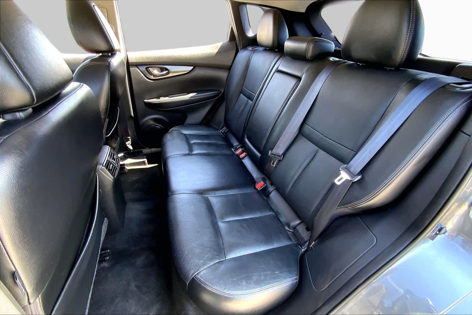 2018 Nissan Rogue Sport SL Gun Metallic at Sterling McCall Nissan