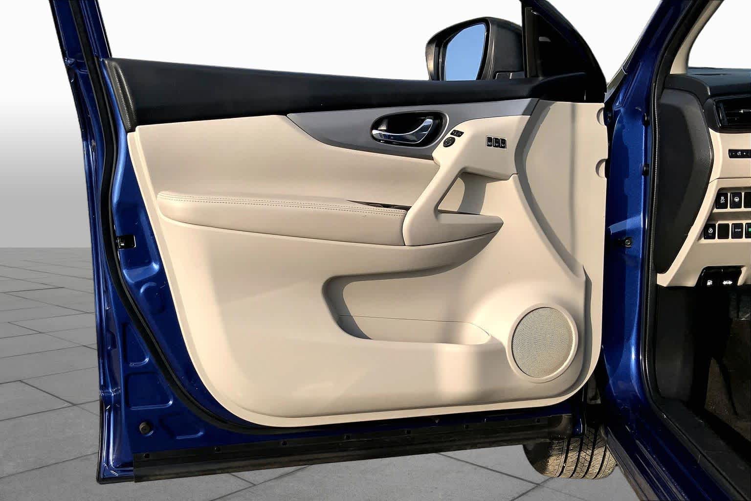 2020 Nissan Rogue Sport SV Caspian Blue Metallic at HGreg Houston