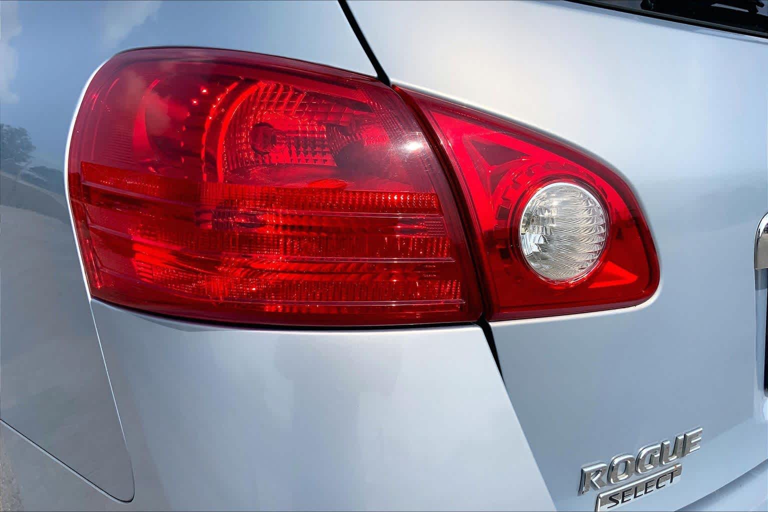 2014 Nissan Rogue Select S Frosted Steel at Beck & Masten Kia