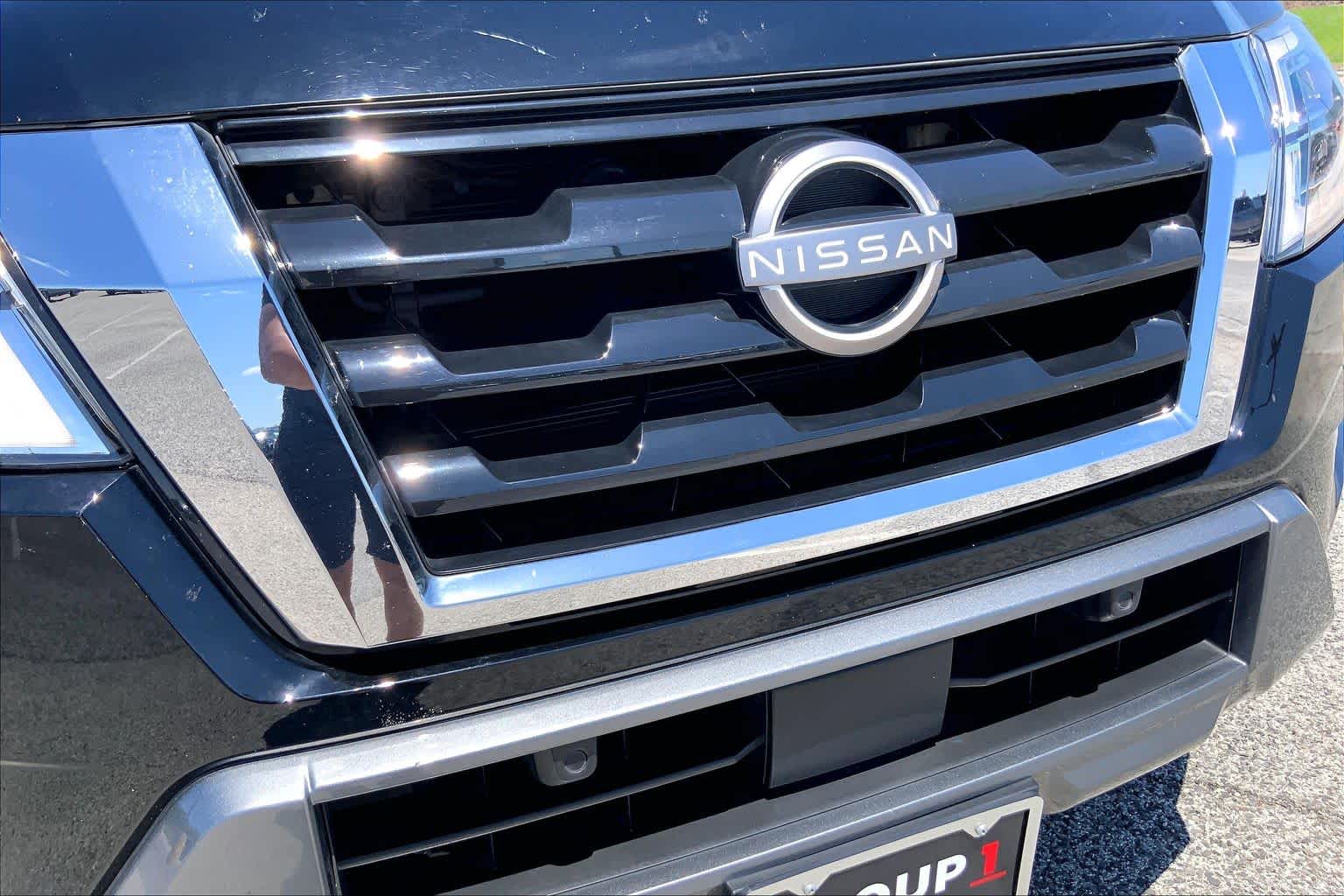 2022 Nissan Armada SV Super Black at AutoNation USA Houston