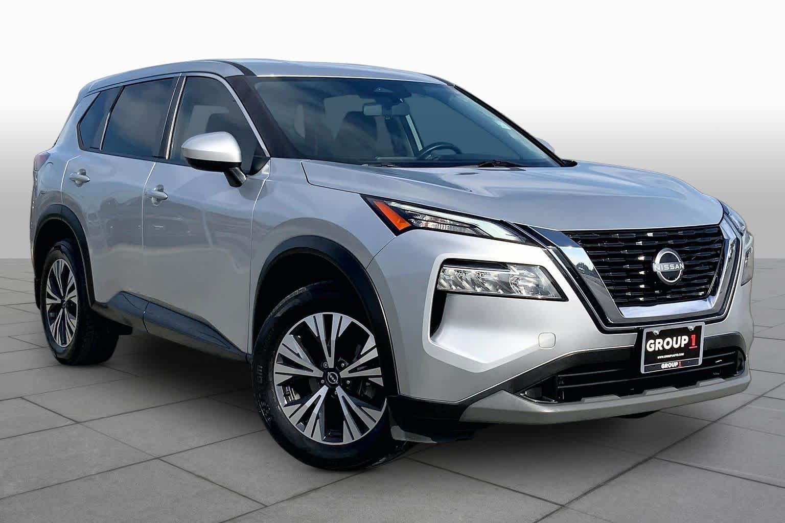 2023 Nissan Rogue photo 3 of 36