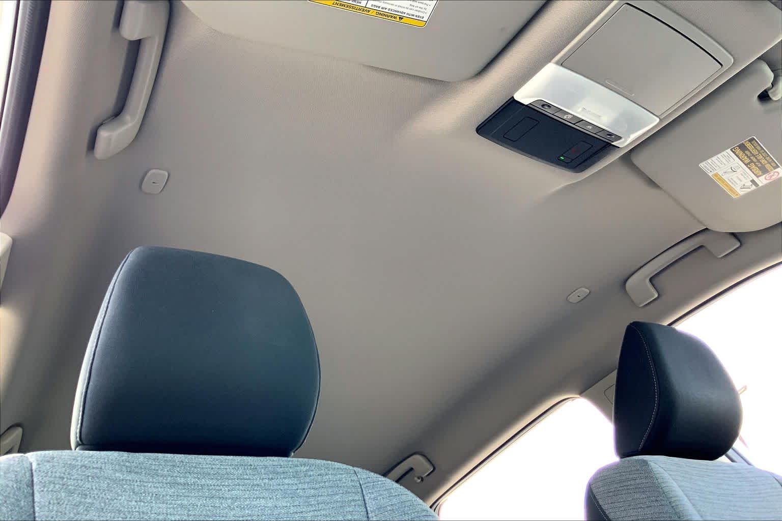 2023 Nissan Rogue photo 14 of 36