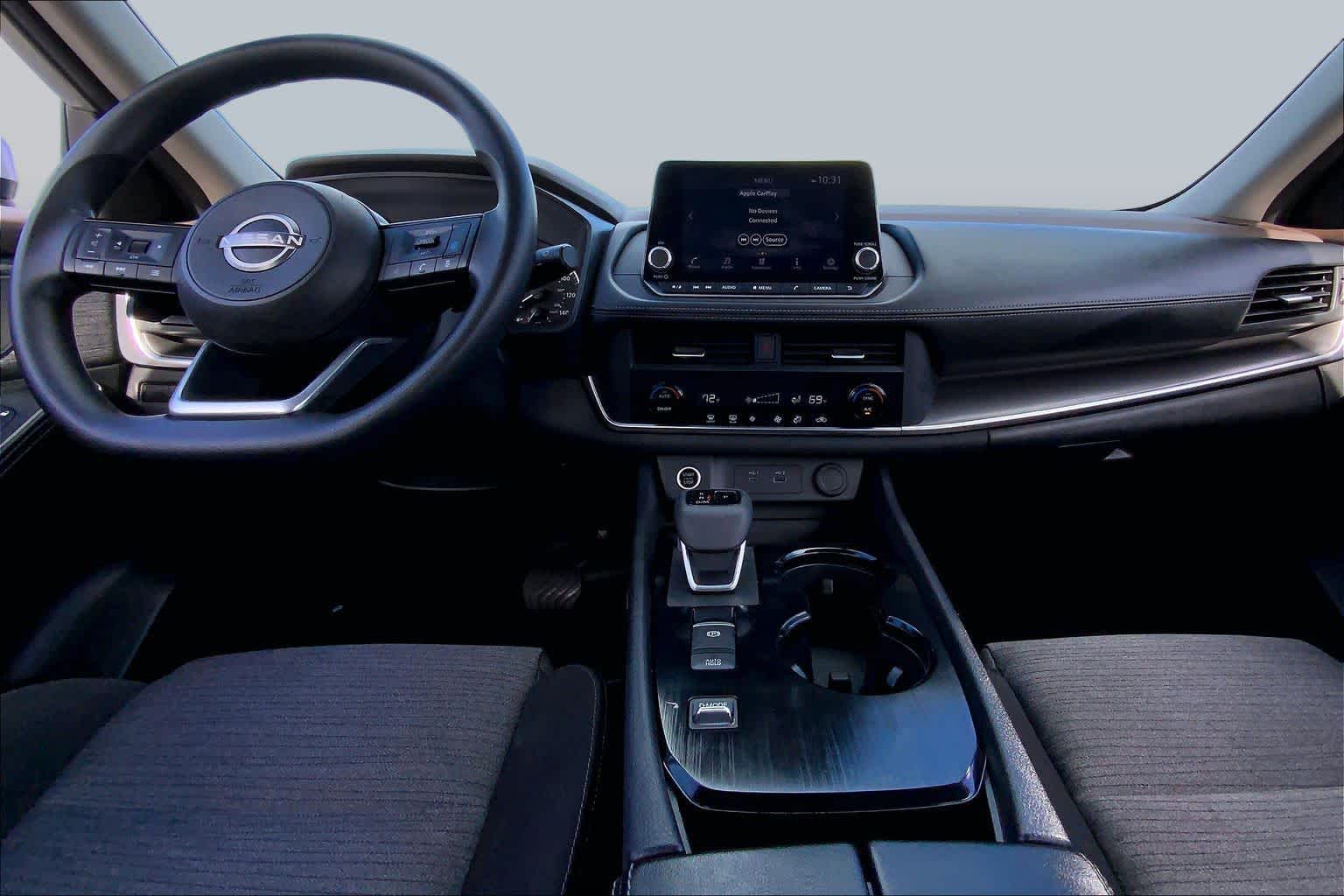 2023 Nissan Rogue photo 15 of 36
