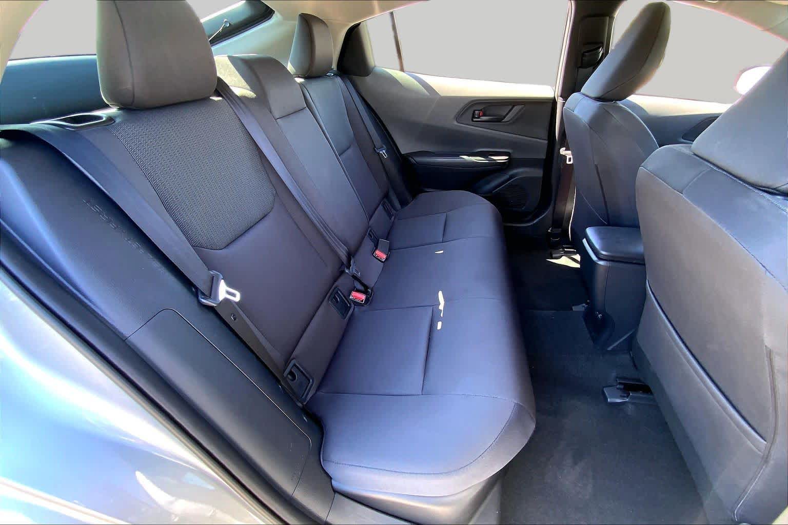 2026 Toyota Prius photo 19 of 36