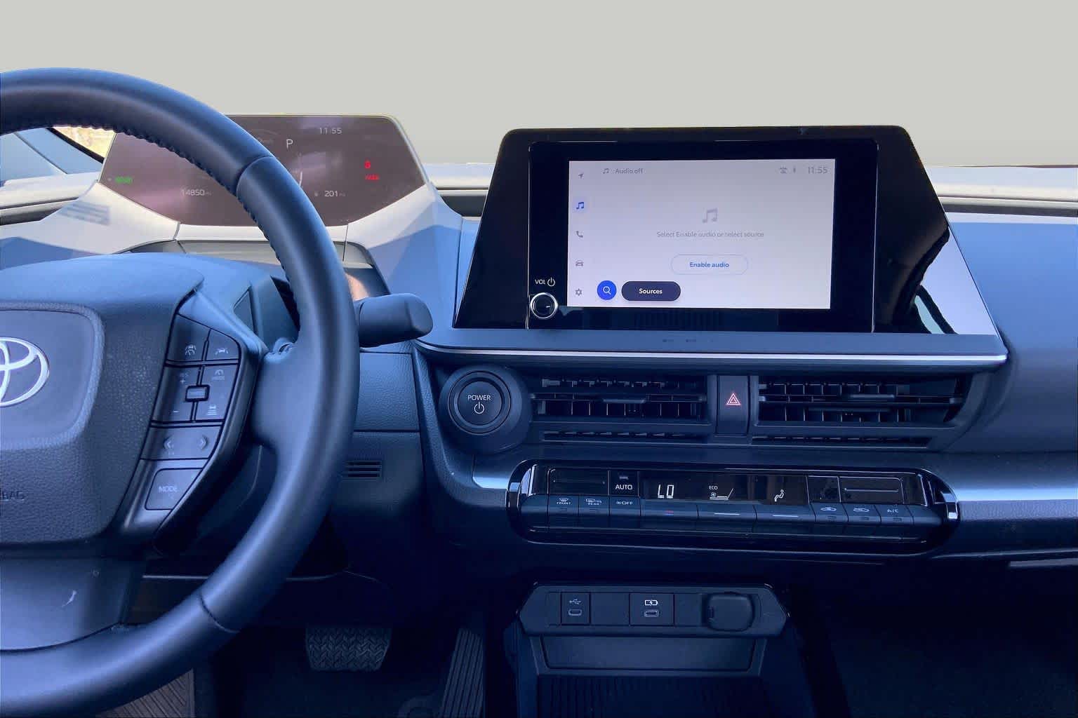 2026 Toyota Prius photo 7 of 36