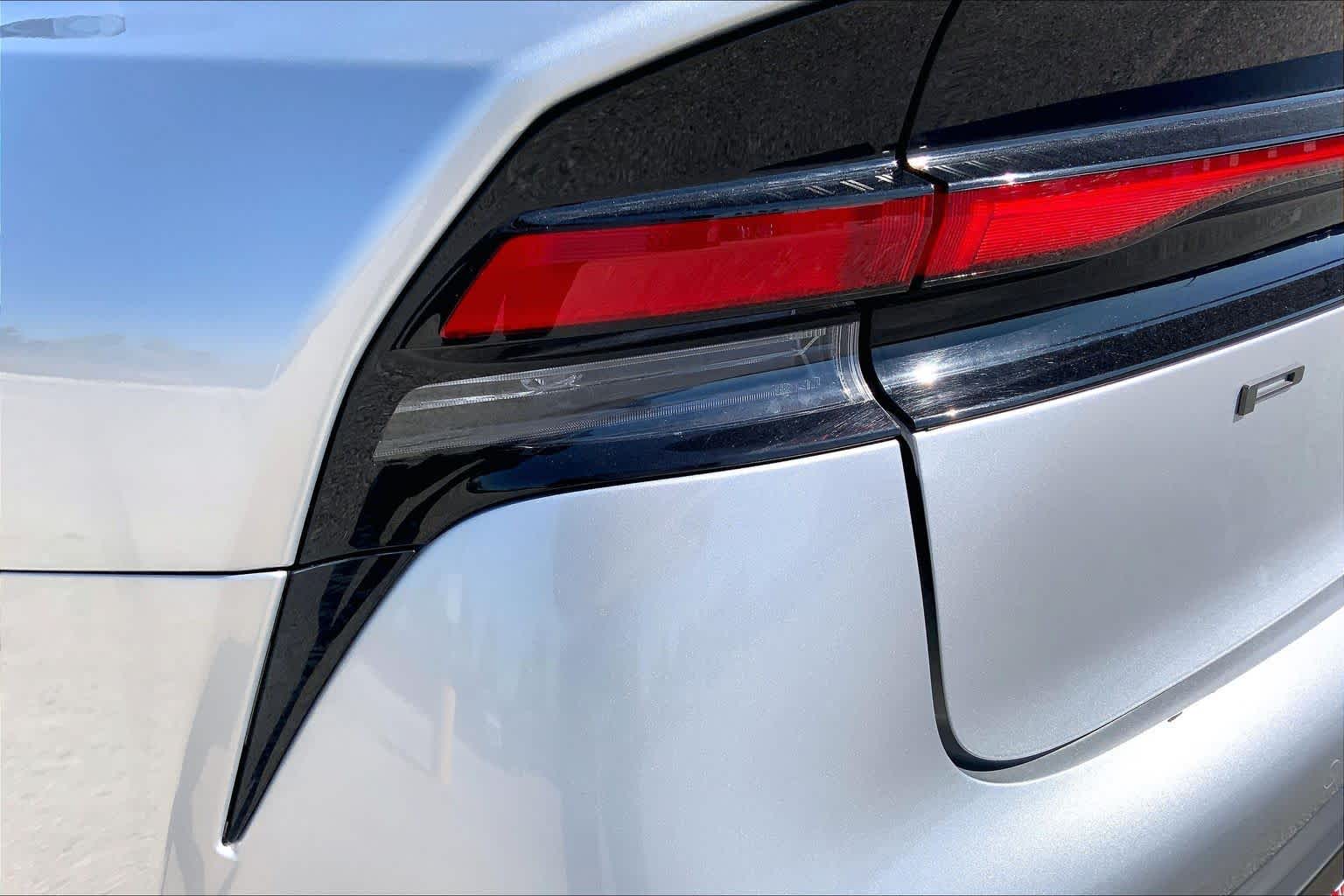 2026 Toyota Prius photo 28 of 36