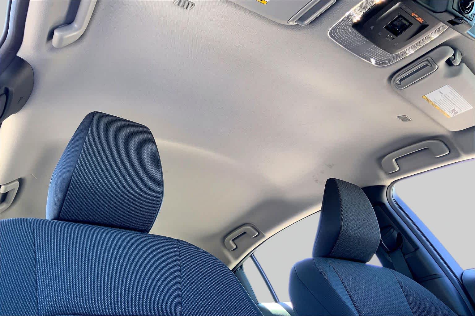 2026 Toyota Prius photo 14 of 36