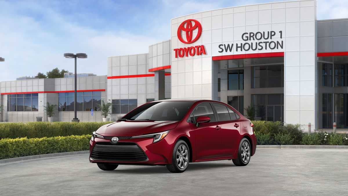 2027 Toyota Corolla photo 30 of 44