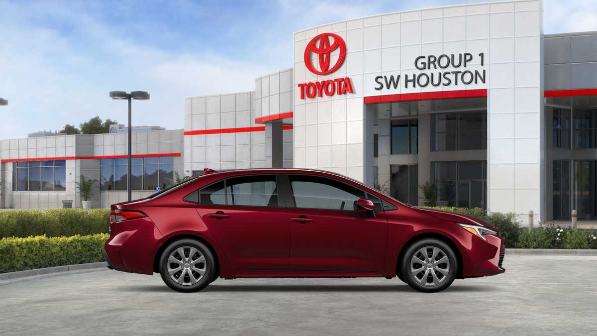 2027 Toyota Corolla photo 38 of 44