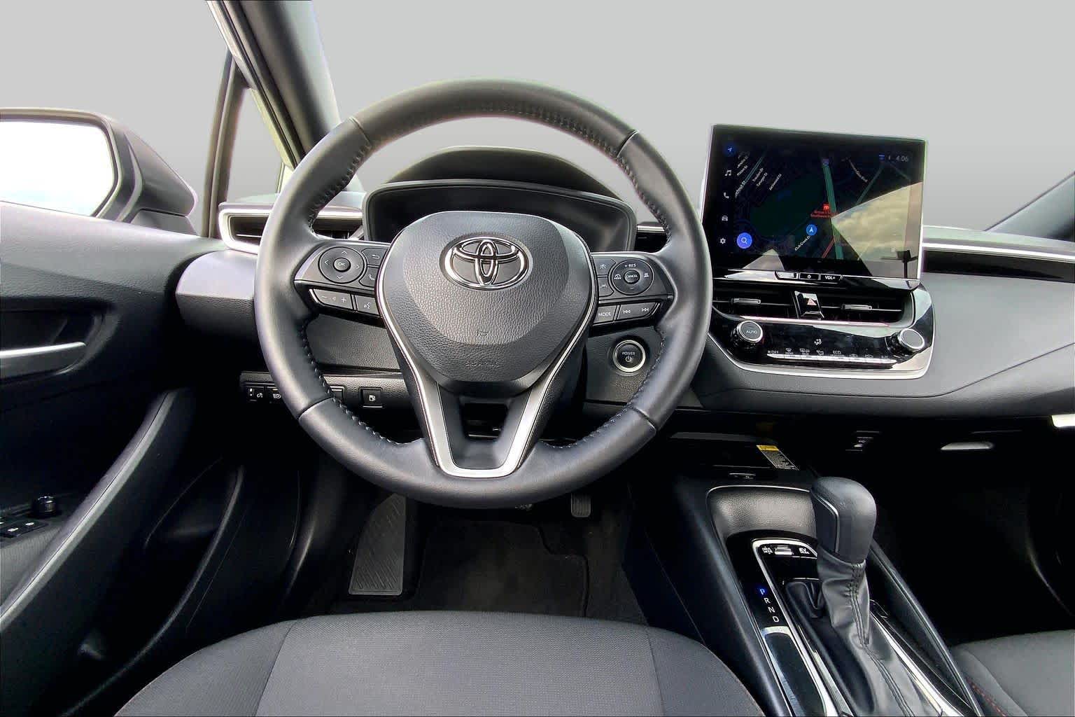 2026 Toyota Corolla photo 6 of 36