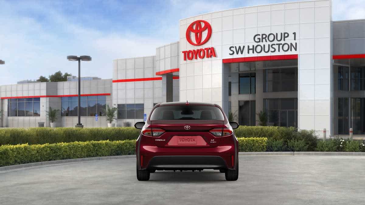 2027 Toyota Corolla photo 7 of 26